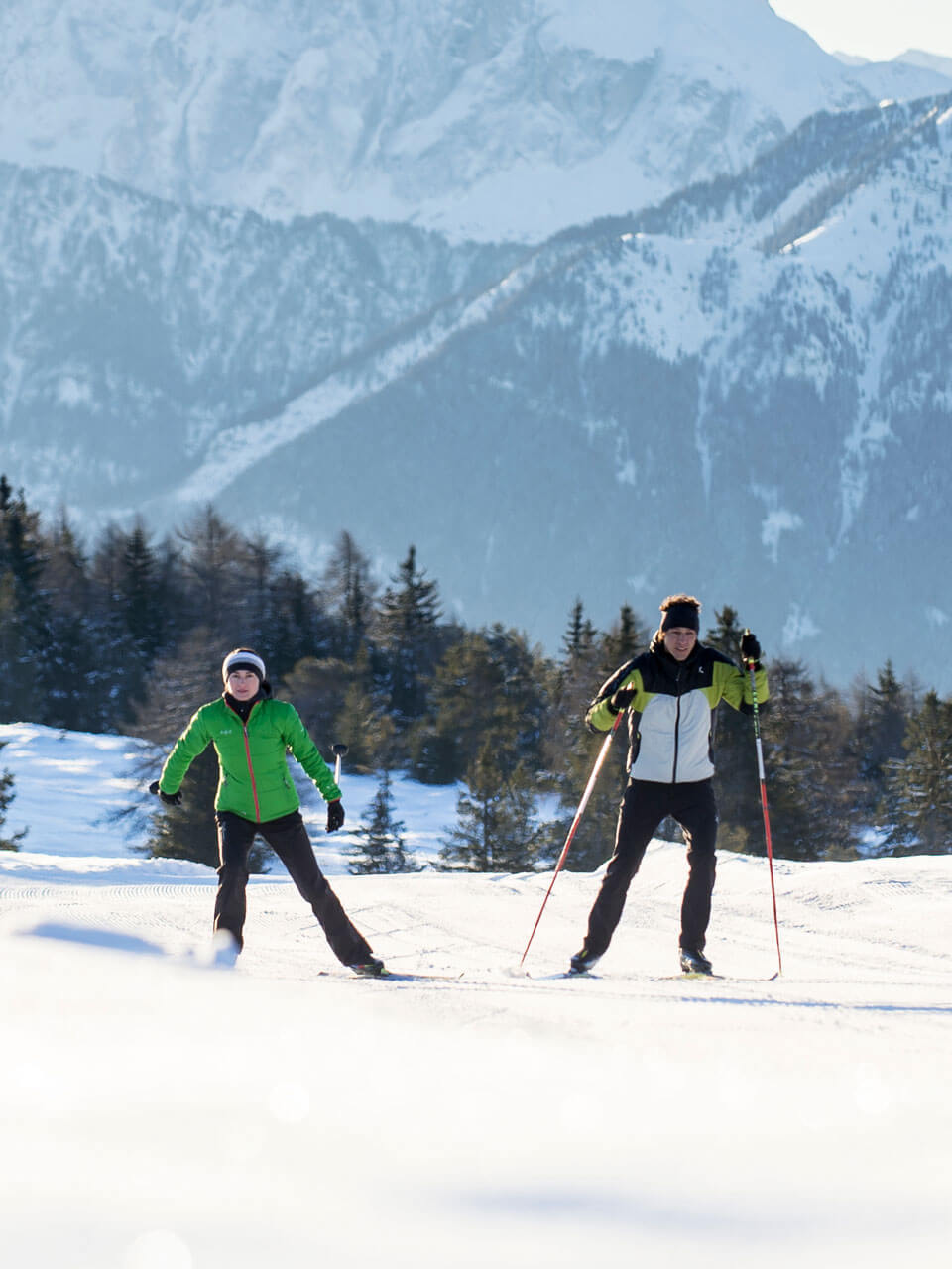 Alpiner Skispaß im Winterurlaub auf dem Bauernhof