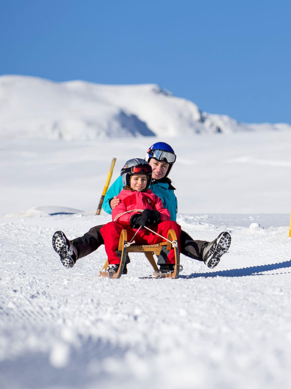 Alpiner Skispaß im Winterurlaub auf dem Bauernhof
